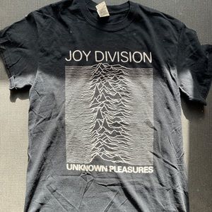 Joy Division Unknown Pleasures band tee